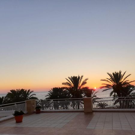 Sea Base Holiday Apartments Хлоракас Экстерьер фото